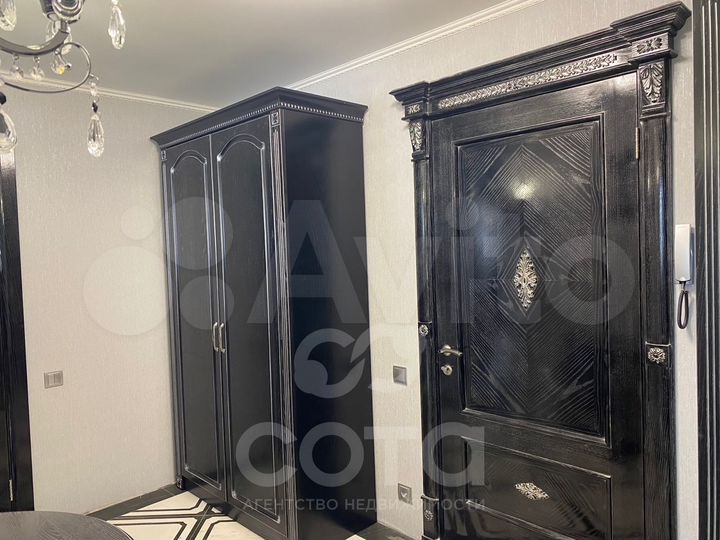 2-к. квартира, 58 м², 7/14 эт.