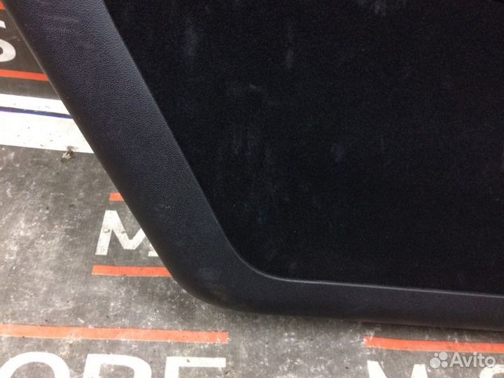 Обшивка двери багажника Mercedes-Benz R-Class W251