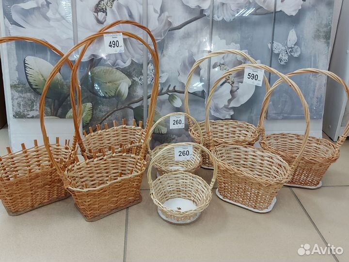 Корзины для подарков и цветов