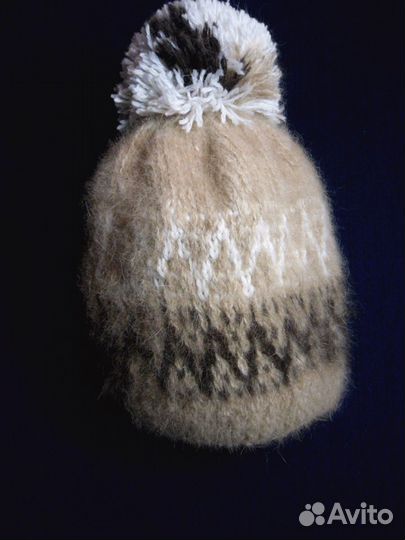 Шапка детская с помпоном из собачьей шерсти