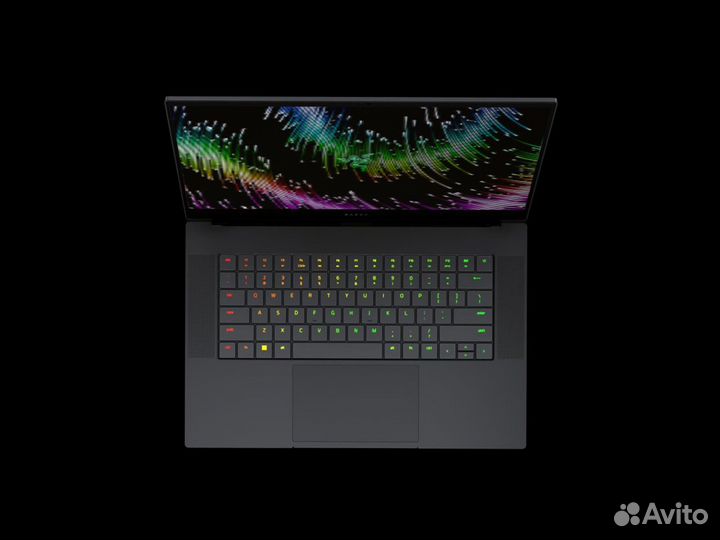 Razer Blade 15 RTX4070 i7-13800H 16GB/1TB