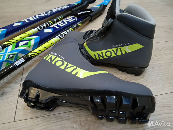 Лыжи и лыжные ботинки