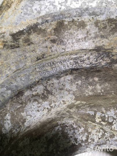 Крышка коленвала задняя Фольксваген Гольф 3 Венто