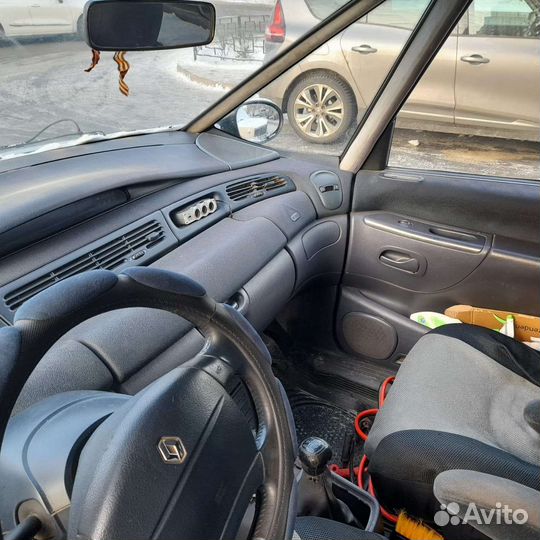 Renault Espace 2.2 МТ, 2001, 405 000 км
