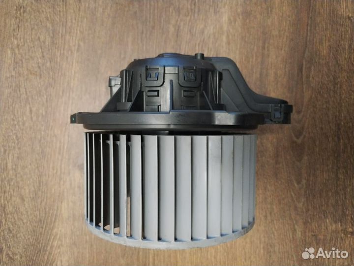 Моторчик печки kia sportage 3