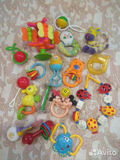 Игрушки погремушки пакетом