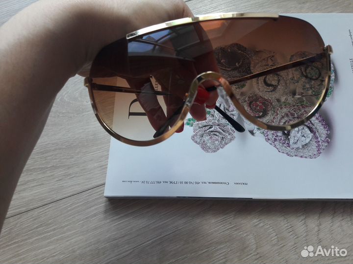 Новые очки-маска коричневого цвета