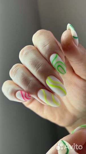 Маникюр гель-лак наращивание педикюр