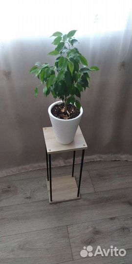 Подставка под цветы