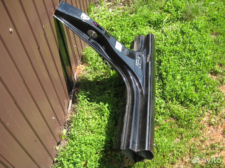 Порог со стойкой левый VW Golf VI