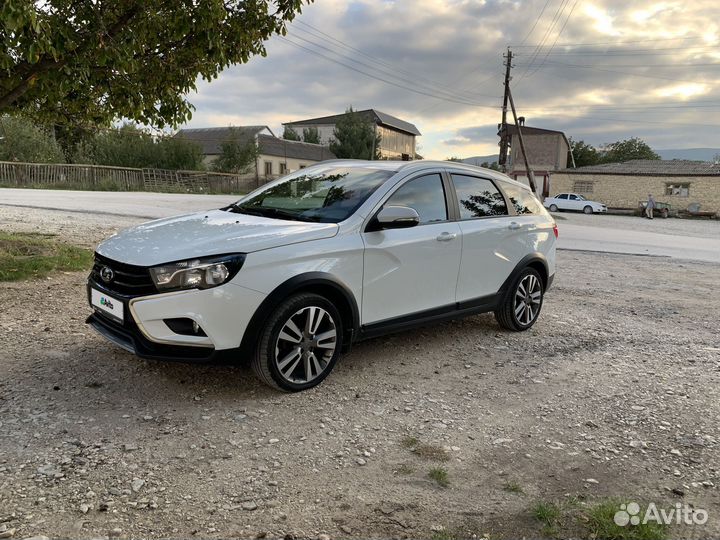LADA Vesta Cross 1.8 AMT, 2018, 73 758 км