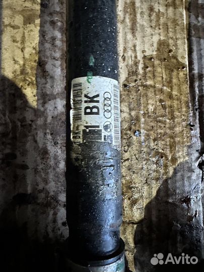 Передние привода,Полуось Audi A4 B7 2,0 TDI