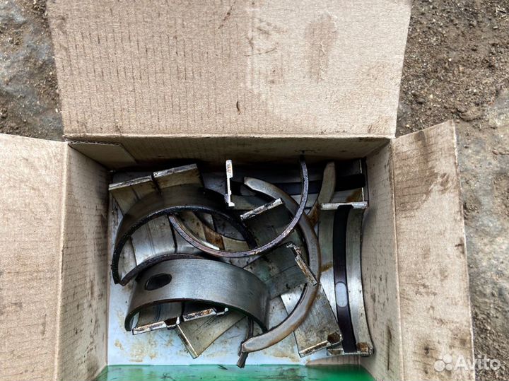 Поршня volkswagen polo AKK 1.4 8 кл