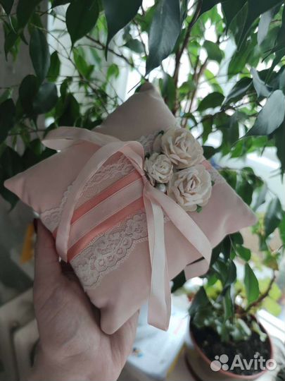 Подушечка для колец ручная работа