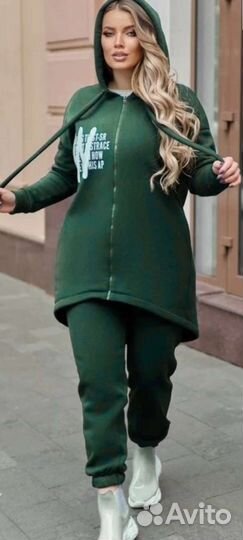 Спортивный костюм