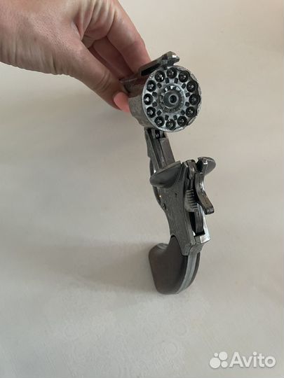 Игрушечный пистолет металлический