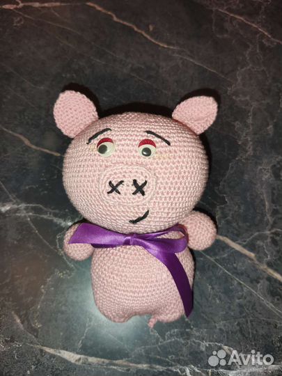 Вязаная игрушка. Хрюня