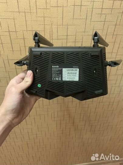 Роутер Tenda AC6