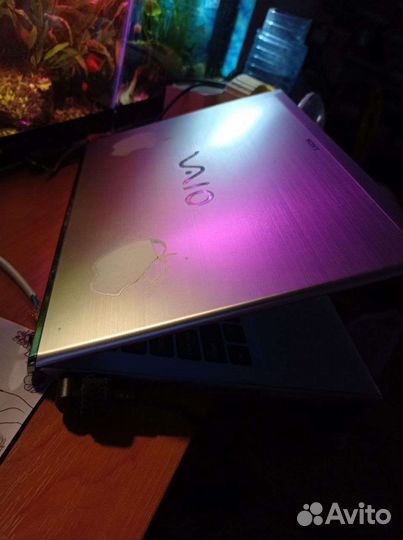 Sony SVT111