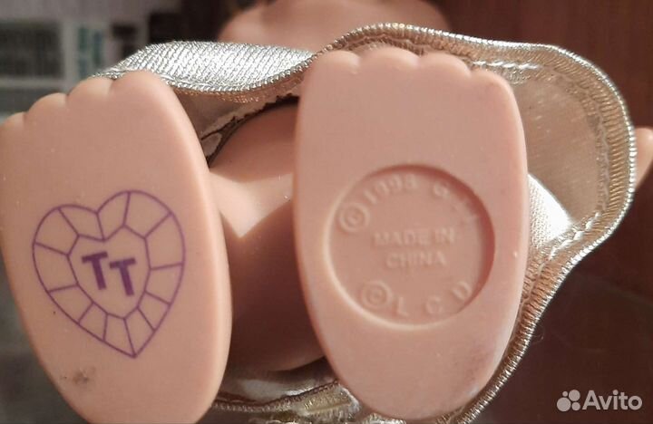 Тролль редкий с камушком в пупке