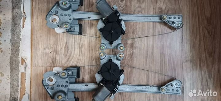 Стеклоподъемник Rover 75MG ZT