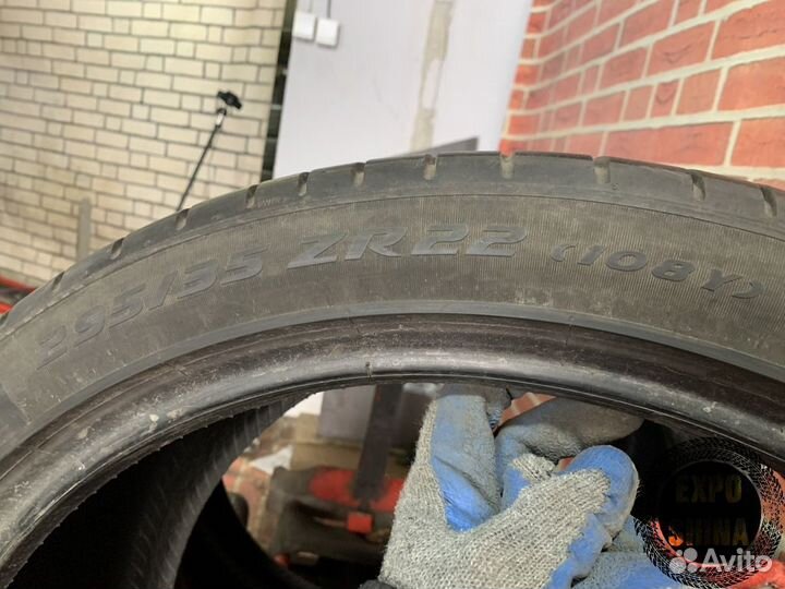 Pirelli P Zero PZ4 295/35 R22