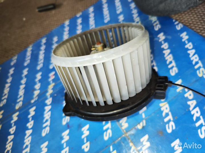 Мотор печки Mazda Mpv lwew LW5W 2001