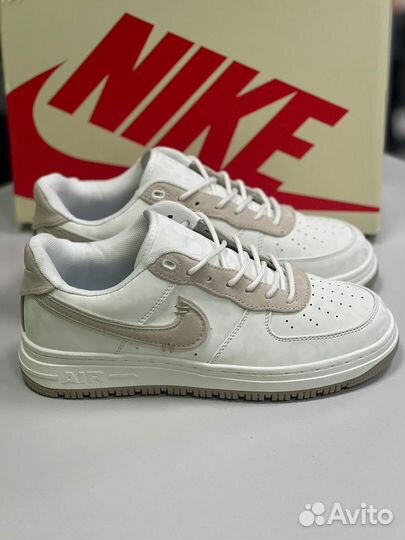 Кроссовки Nike Air Force 1