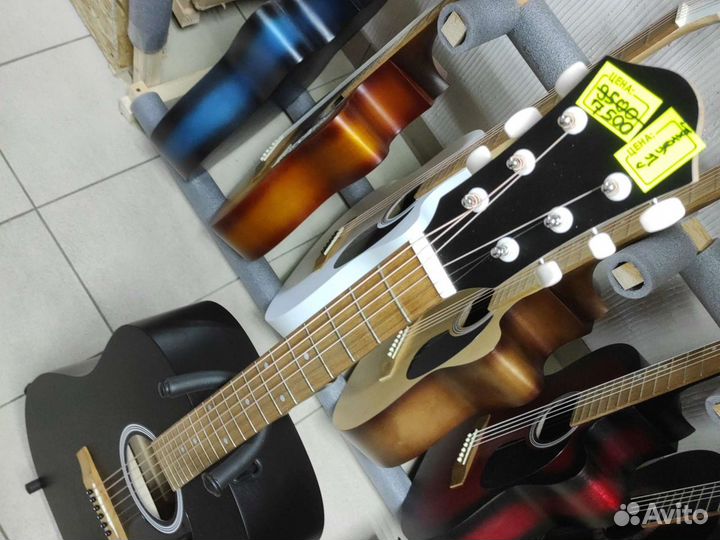 Гитара большая концертная акустическая