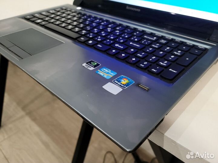Шустрый ноутбук Lenovo i5/GT525M