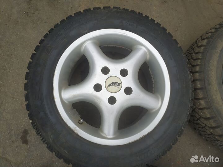 Колеса в сборе с дисками AEZ на Хонда,Мазда,Тойота