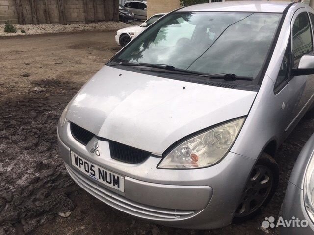Разбор на запчасти Mitsubishi Colt