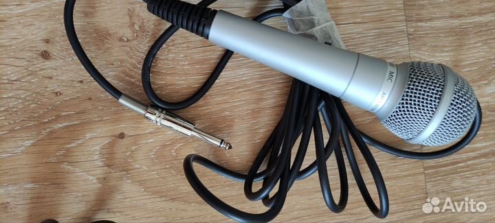 Микрофоны для караоке проводные Sensitive, Thomson