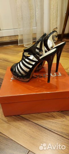 Босоножки женские 37 размер