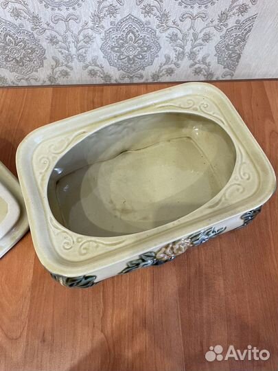 Фаянсовая шкатулка Цветы