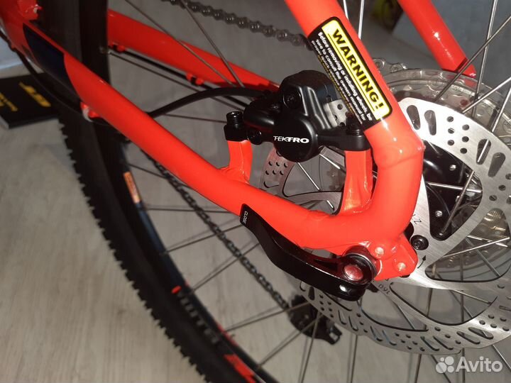 Велосипед GT Avalanche 29, рама S