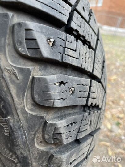 Goodyear Ultragrip Ice Arctic 195/60 R15