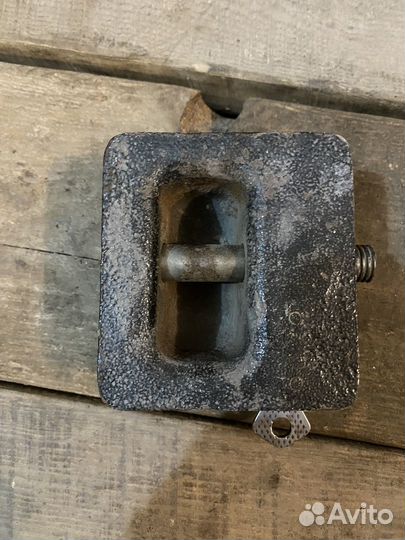 Замок гаражный