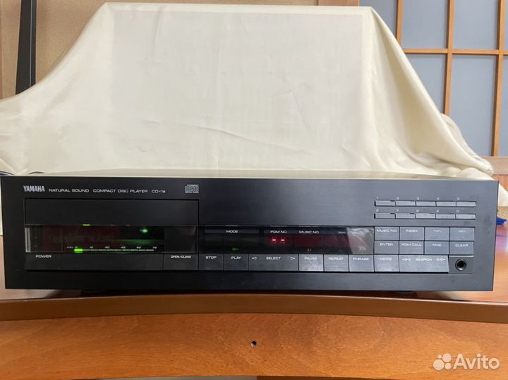 Цд плеер yamaha CD-1a