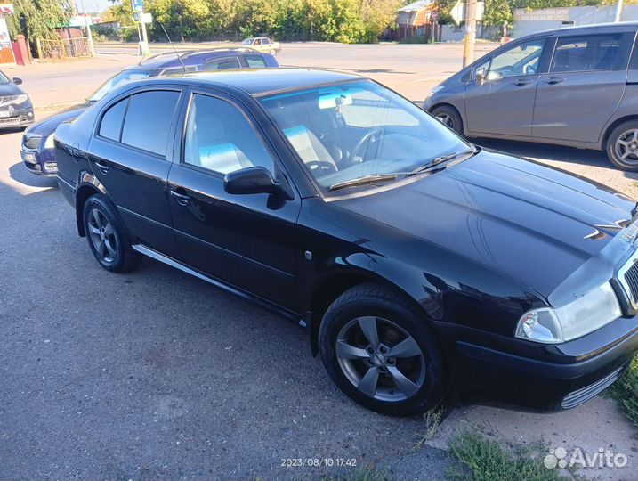 Skoda Octavia 1.6 МТ, 2008, 225 000 км