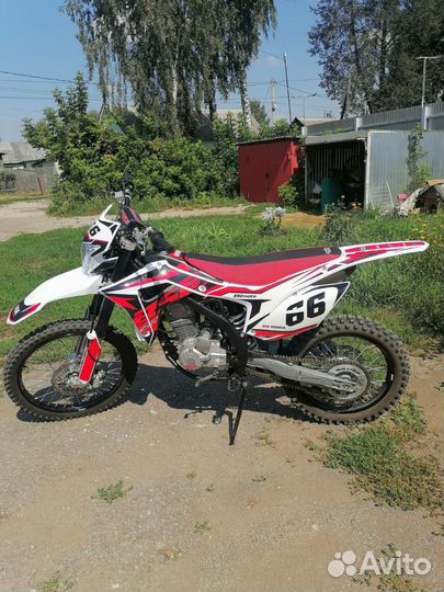 Bse Z4 / 250 кубов