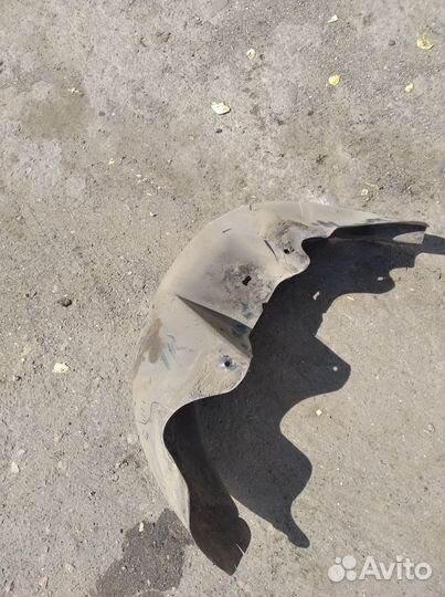 Подкрылок задний правый Митцубиси лансер 9