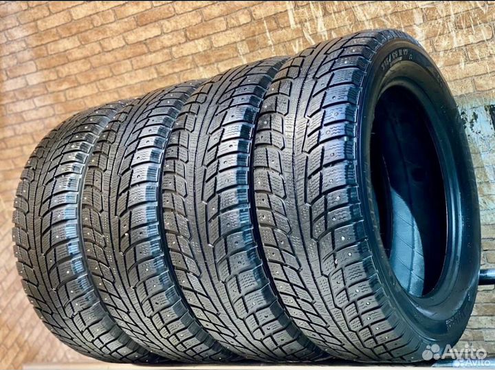 Michelin Latitude X-Ice North 215/60 R17