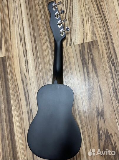 Укулеле fender