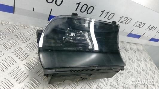 Монитор mercedes benz S-class W221 (USV04JA01)