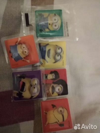 Вкладыши, стикеры, фишки, наклейки