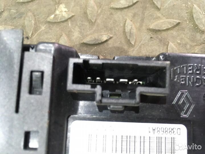 Моторчик стеклоподъемника передний левый