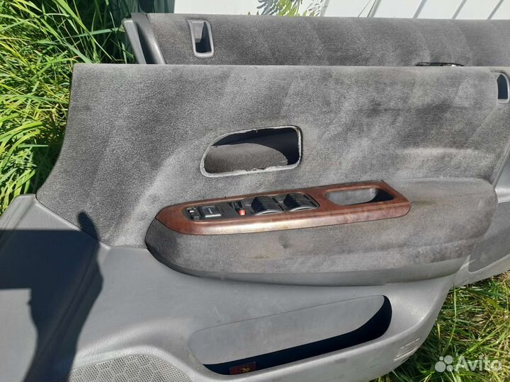 Обшивка дверей Хонда Одиссей