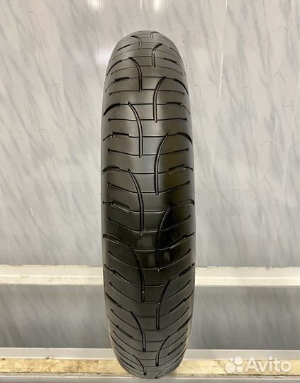 120/70 R19 Michelin Pilot Road 4 (79)