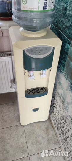 Напольный кулер A.E.L